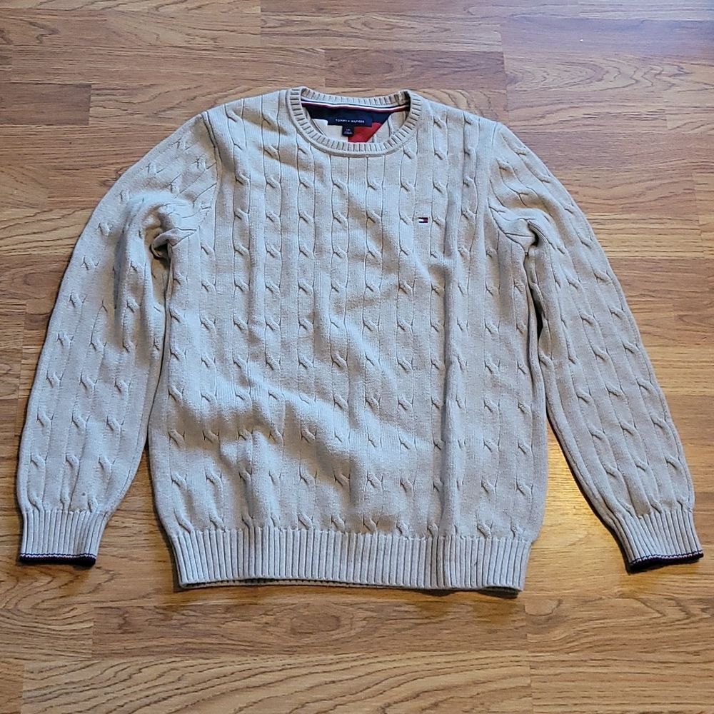 Men's Tommy Sweater Size LARGE